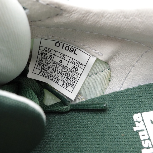 NEW Onitsuka Tiger Serrano Suede Sneakers D109L-300 Green/White - Picture 2 of 7